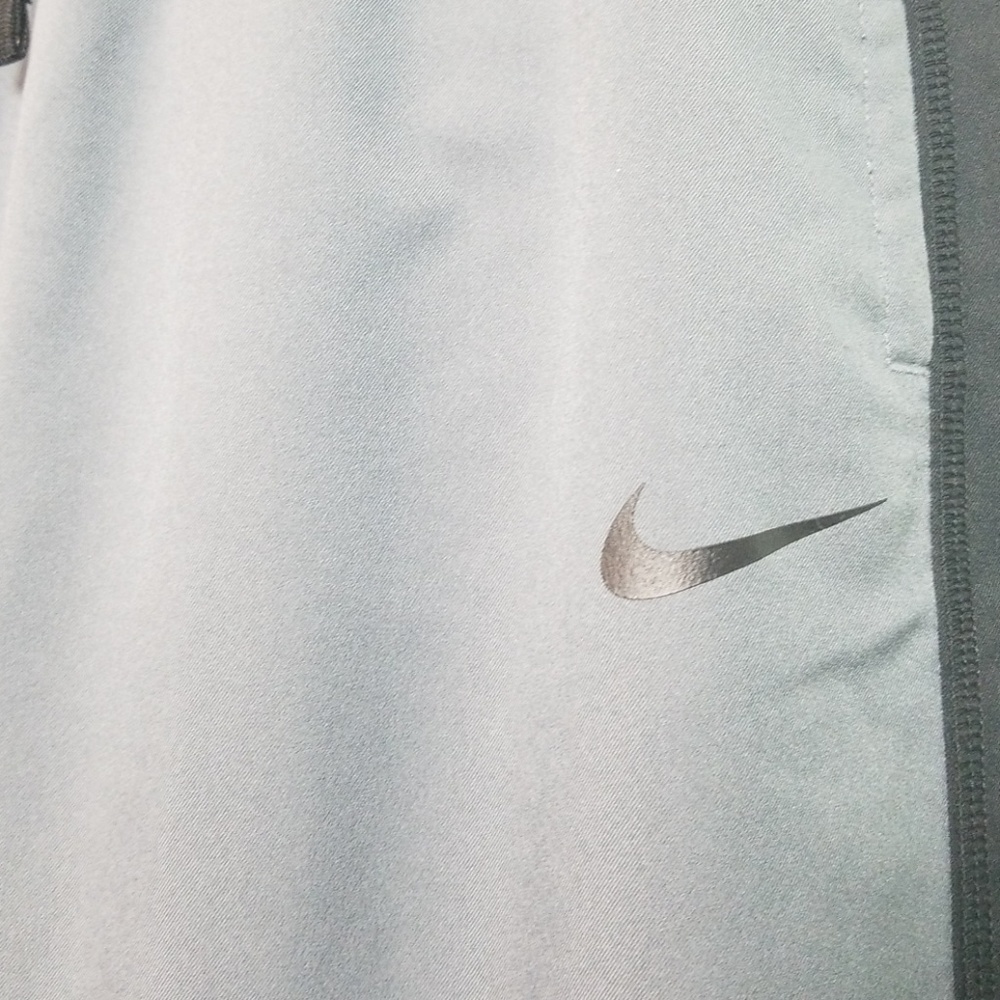 Pants - Picture 3 of 4